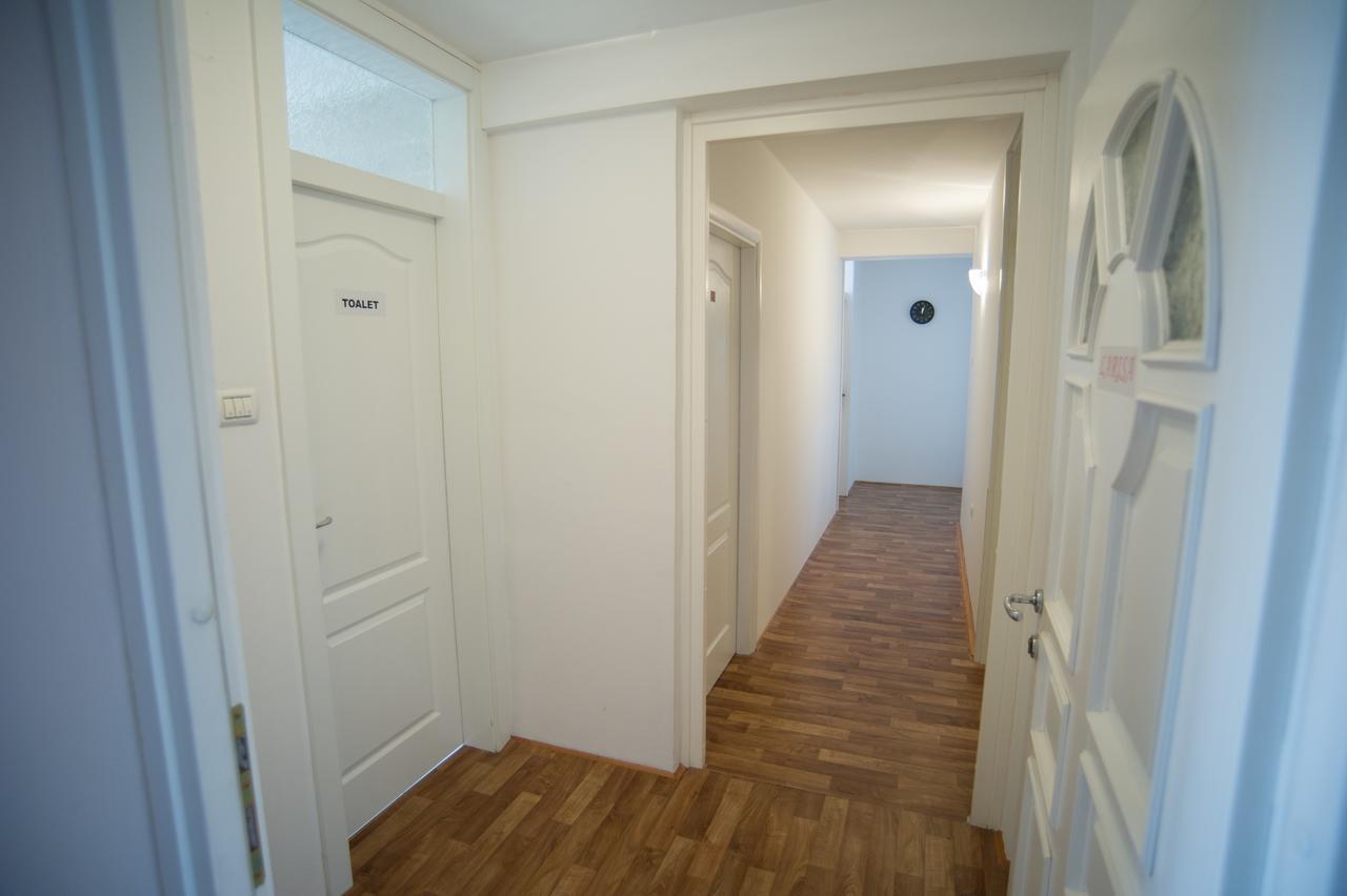 Hostel Larisa Banja Luka Zewnętrze zdjęcie