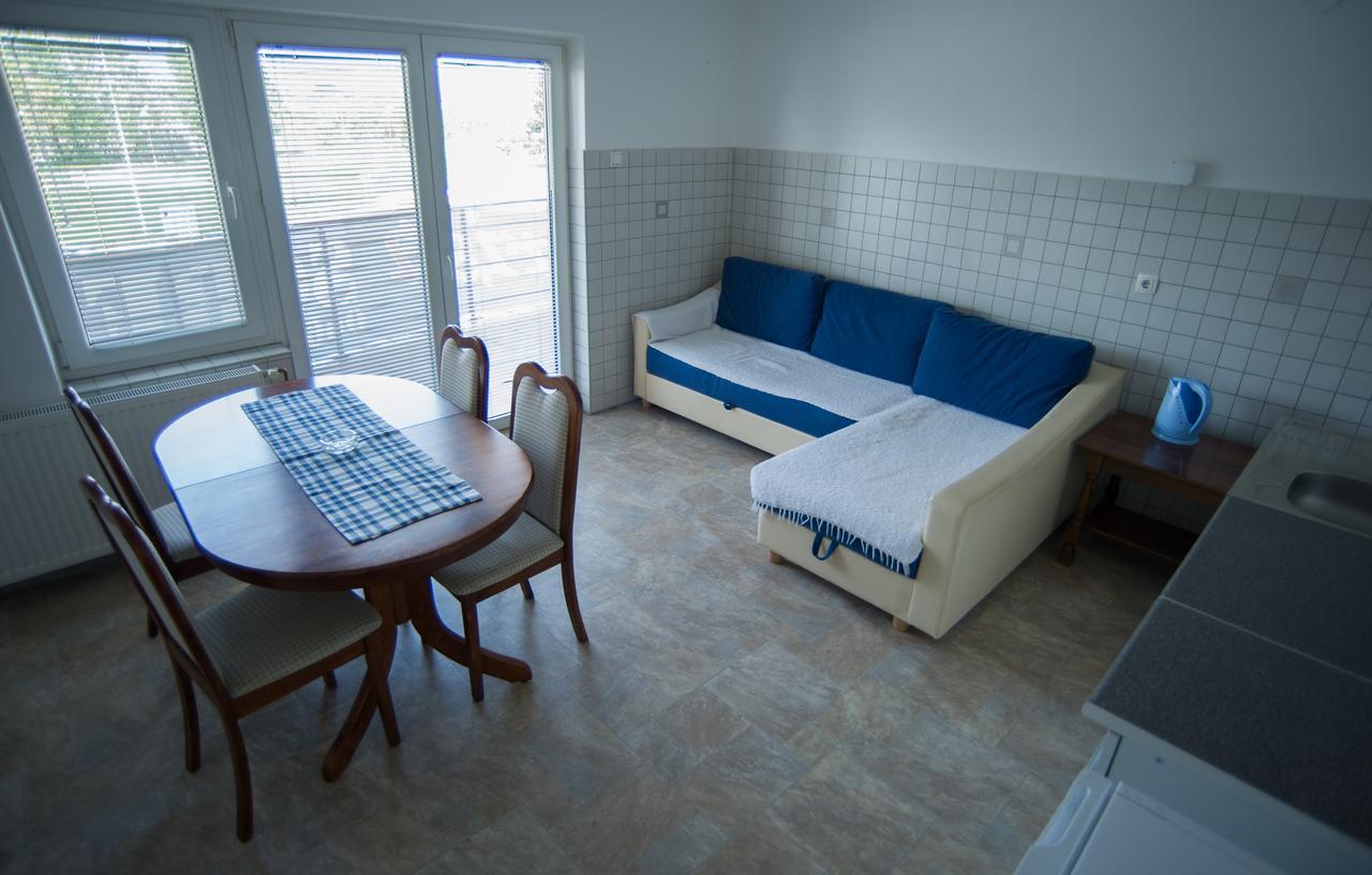Hostel Larisa Banja Luka Zewnętrze zdjęcie