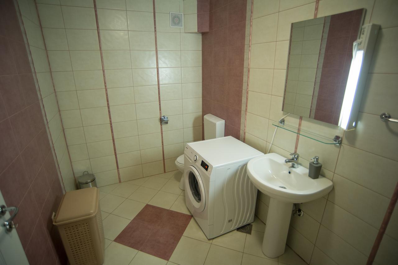 Hostel Larisa Banja Luka Zewnętrze zdjęcie