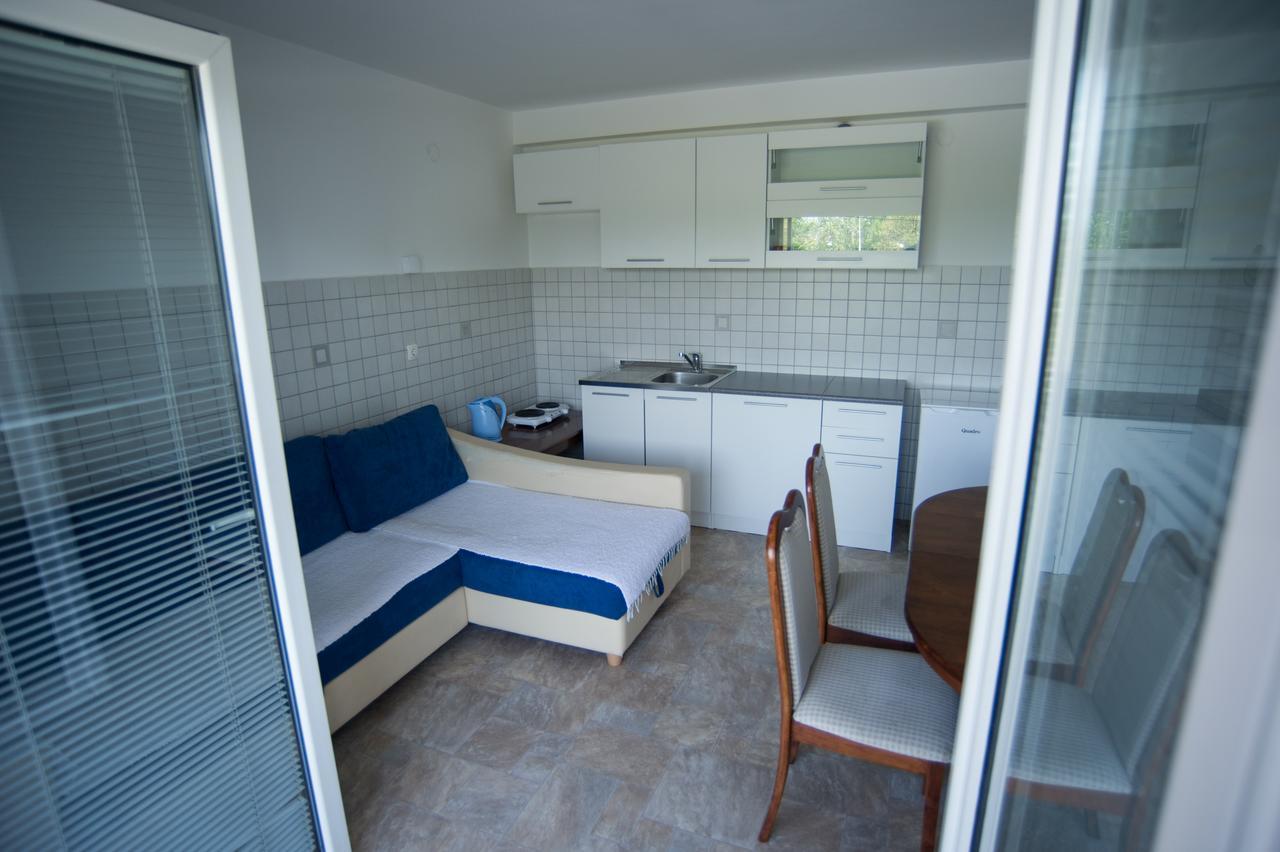 Hostel Larisa Banja Luka Zewnętrze zdjęcie